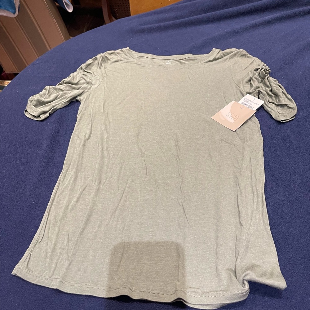 14th & Union Sage Green Ruched Sleeve Tunic